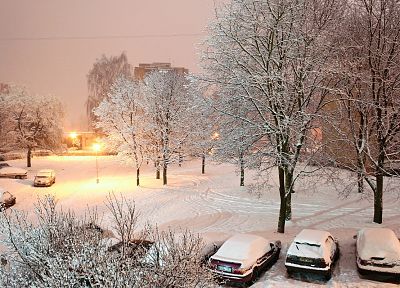 зима, снег, ночь, автомобили - обои на рабочий стол