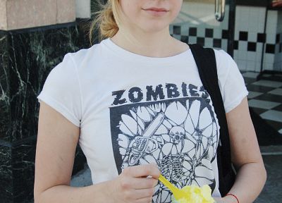 девушки, Аврил Лавин, зомби, футболки - обои на рабочий стол