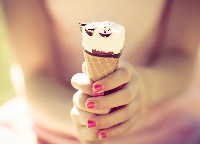 мороженое, руки, лето - случайные обои для рабочего стола