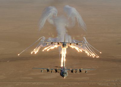 самолет, военный, С-130 Hercules, вспышки - обои на рабочий стол