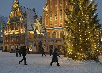 Латвия, Рождественские огни, старый город - обои на рабочий стол