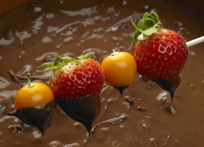 фрукты, шоколад, клубника - обои на рабочий стол