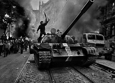 военный, массовые беспорядки, революция, танки, оттенки серого, протест, T- 55 - случайные обои для рабочего стола