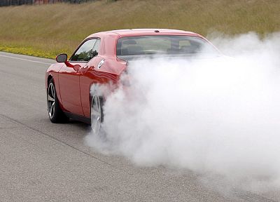 автомобили, дым, Dodge Challenger - оригинальные обои рабочего стола