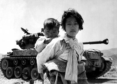 война, танки, монохромный, Корейская война, дети - оригинальные обои рабочего стола